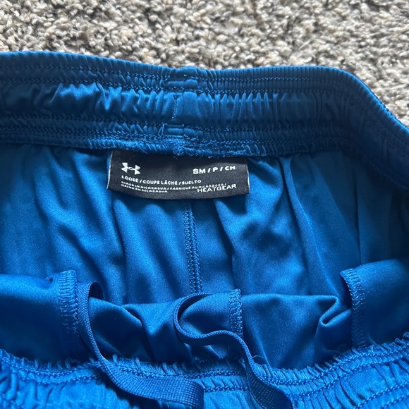 Under Armour Men's Vibrant Blue Athletic Shorts - Picture 3 of 4
